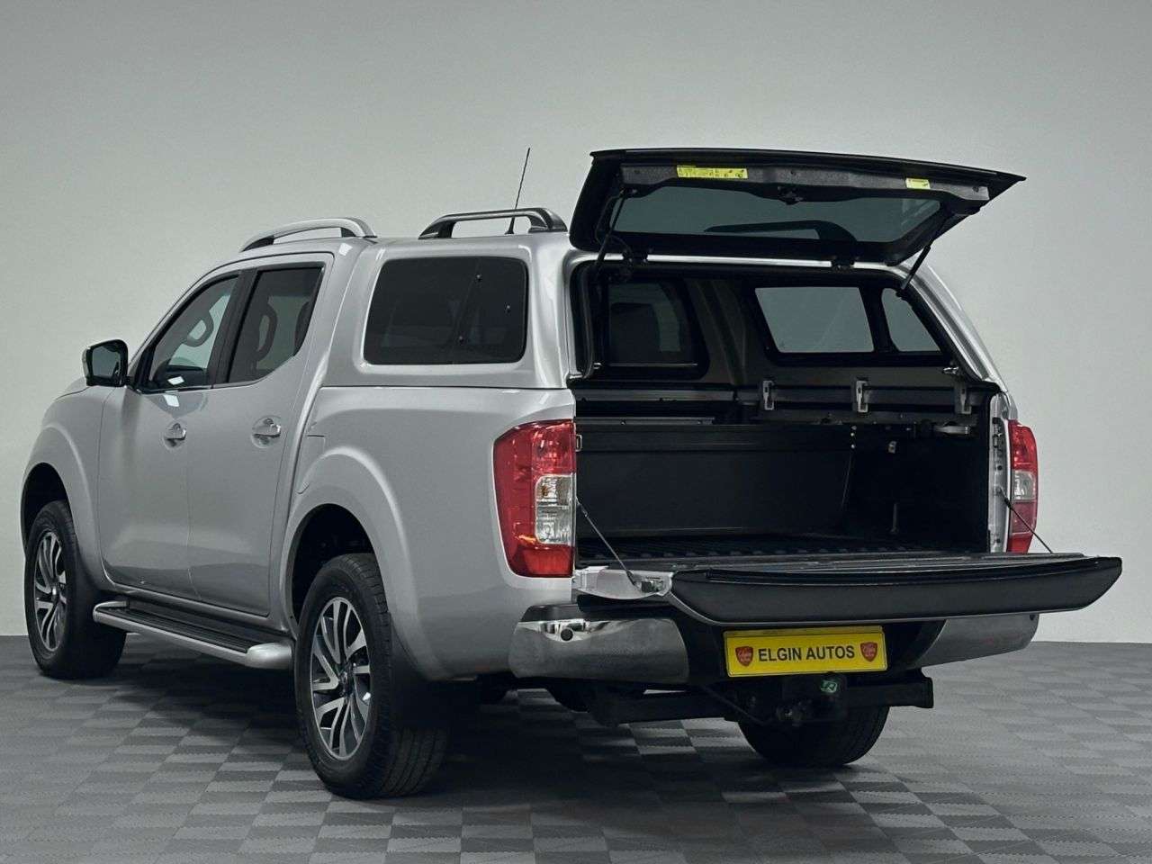 2017 NISSAN NAVARA 2017 NISSAN NAVARA