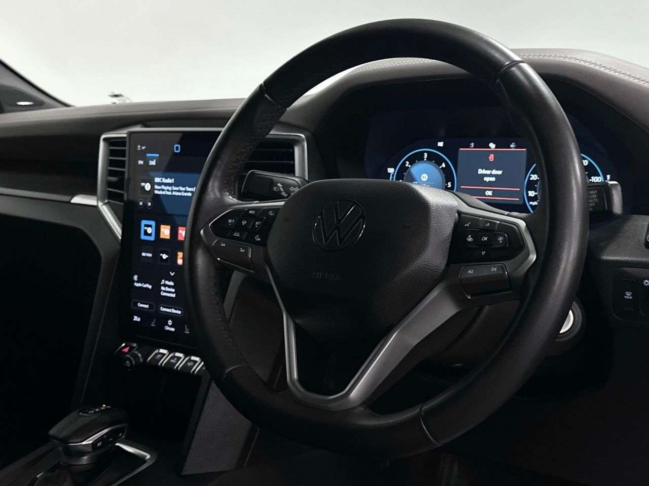 A 2023 VOLKSWAGEN AMAROK Style Double Cab 4Motion 3.0 TDI V6 Auto ( 240 bhp ) A 2023 VOLKSWAGEN AMAROK Style Double Cab 4Motion 3.0 TDI V6 Auto ( 240 bhp )