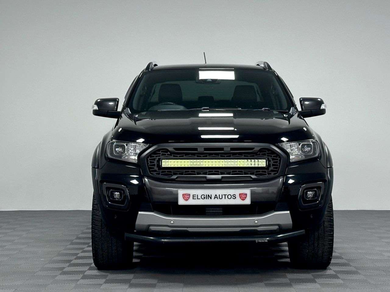 A 2022 FORD RANGER Wildtrak Double Cab 2.0 EcoBlue Auto ( 213 bhp ) A 2022 FORD RANGER Wildtrak Double Cab 2.0 EcoBlue Auto ( 213 bhp )