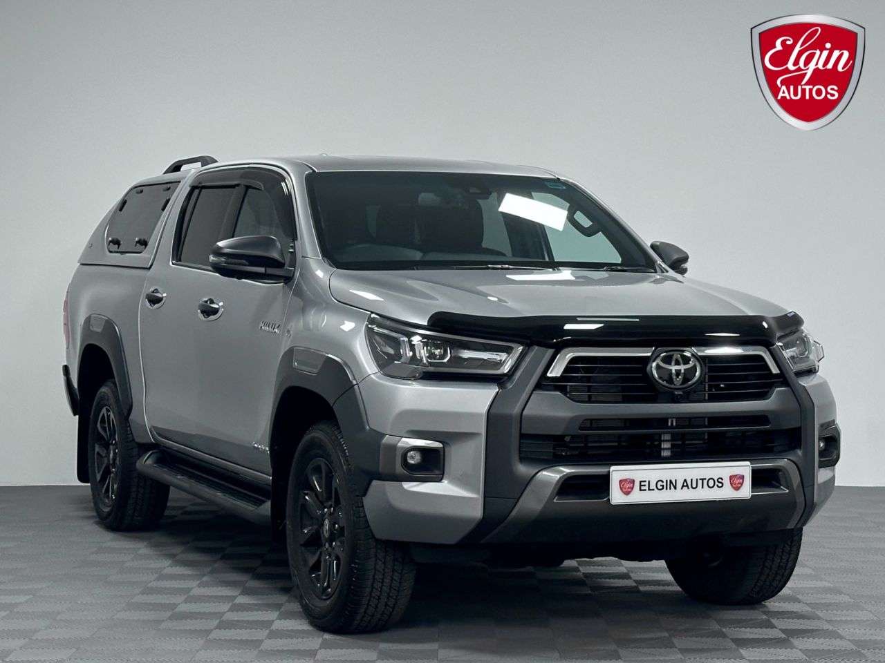 A 2025 TOYOTA HI-LUX Invincible X Double Cab 2.8 D-4D Auto ( 204 bhp ) A 2025 TOYOTA HI-LUX Invincible X Double Cab 2.8 D-4D Auto ( 204 bhp )