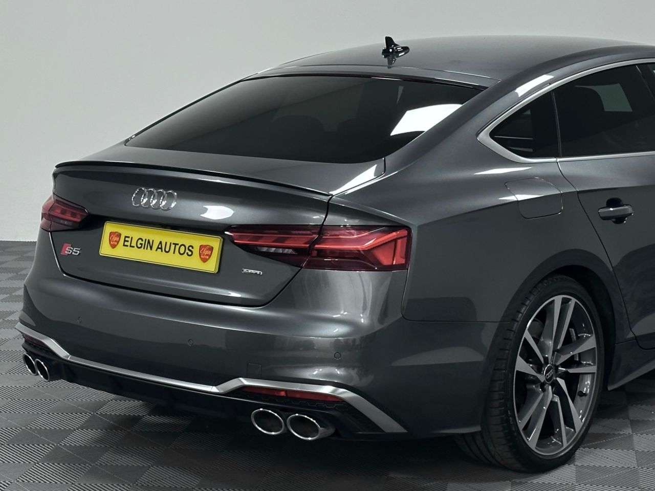 2022 AUDI S5 2022 AUDI S5
