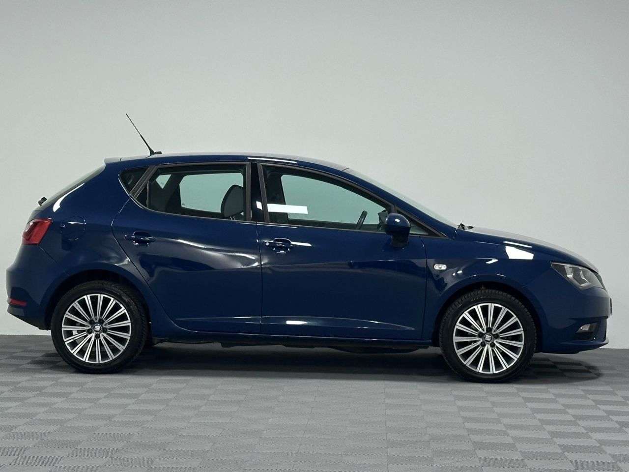 2016 SEAT IBIZA 2016 SEAT IBIZA