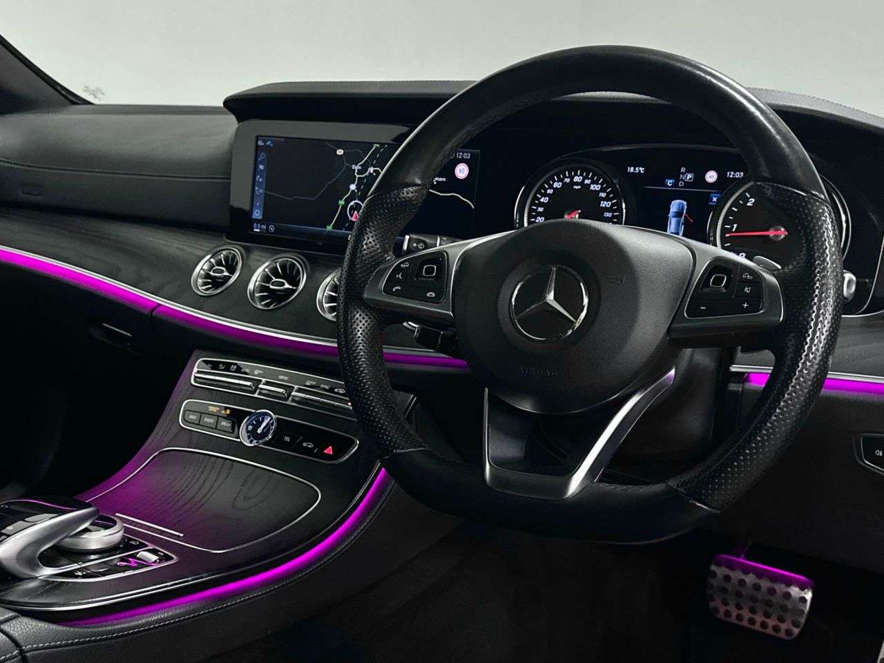 A 2018 MERCEDES-BENZ E-CLASS E220d AMG Line Coupe 2.0 9G-Tronic+ (Premium) ( 194 bhp ) A 2018 MERCEDES-BENZ E-CLASS E220d AMG Line Coupe 2.0 9G-Tronic+ (Premium) ( 194 bhp )