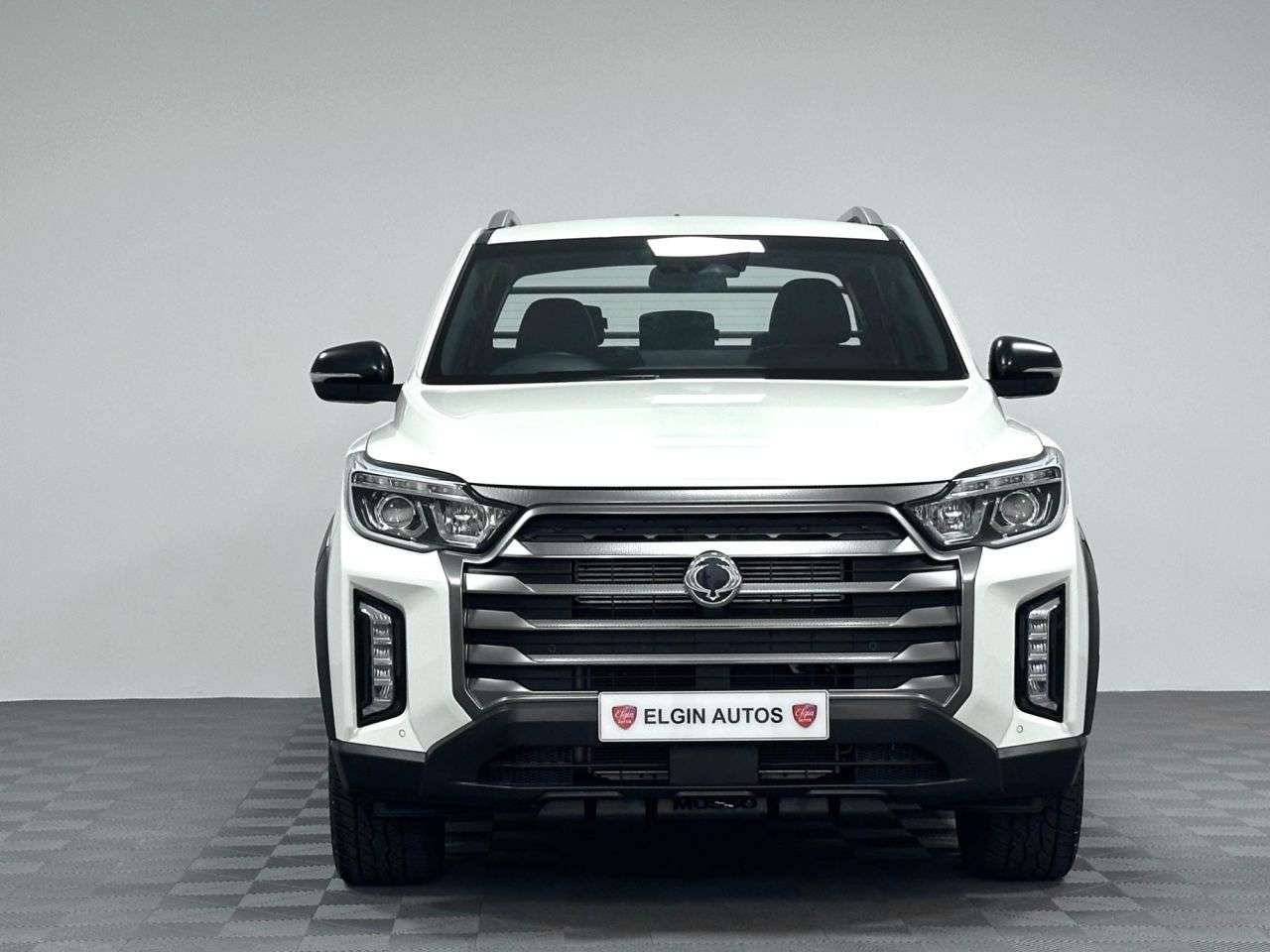 A 2024 KGM MUSSO Saracen Platinum Double Cab 2.2D Auto ( 202 bhp ) A 2024 KGM MUSSO Saracen Platinum Double Cab 2.2D Auto ( 202 bhp )