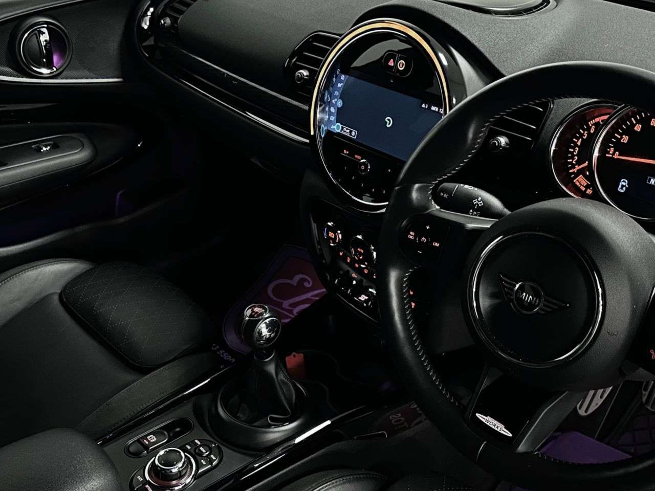 2021 MINI CLUBMAN 2021 MINI CLUBMAN