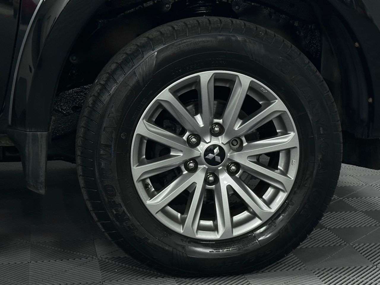 2015 MITSUBISHI L200 2015 MITSUBISHI L200
