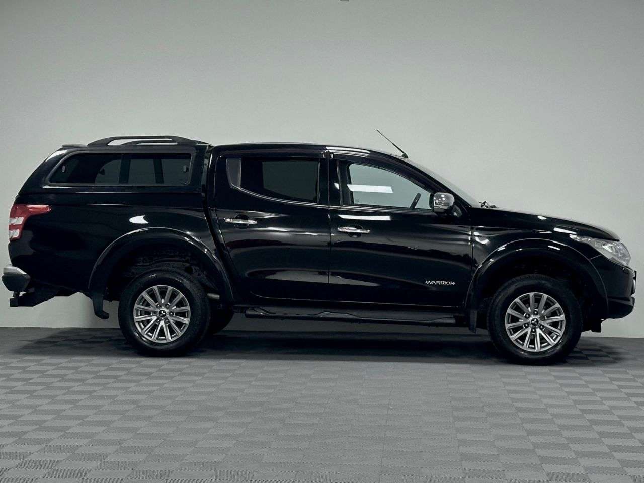 2015 MITSUBISHI L200 2015 MITSUBISHI L200