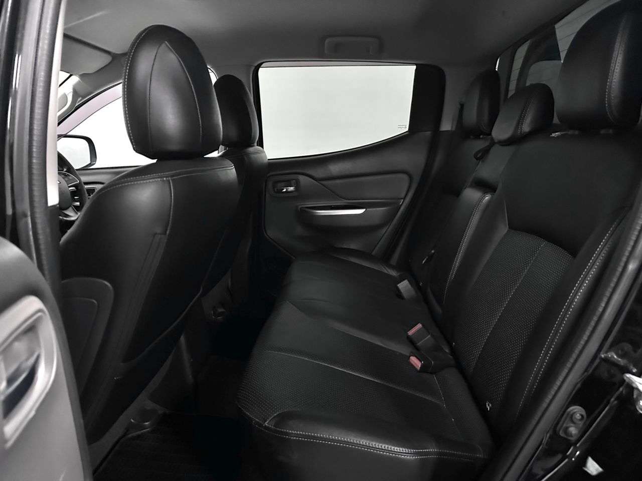 2015 MITSUBISHI L200 2015 MITSUBISHI L200