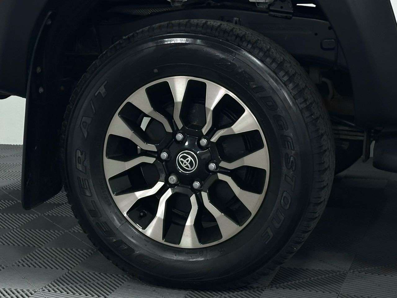 2024 TOYOTA HILUX 2024 TOYOTA HILUX