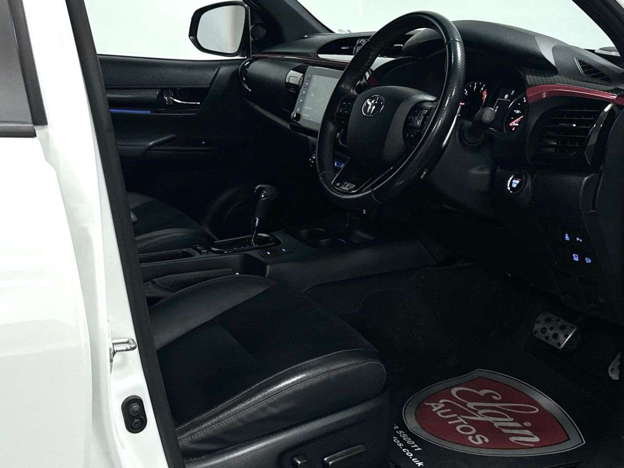 2024 TOYOTA HILUX 2024 TOYOTA HILUX