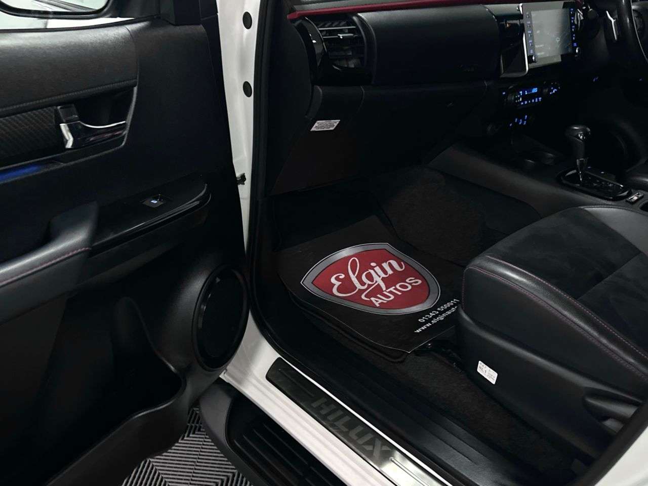2024 TOYOTA HILUX 2024 TOYOTA HILUX