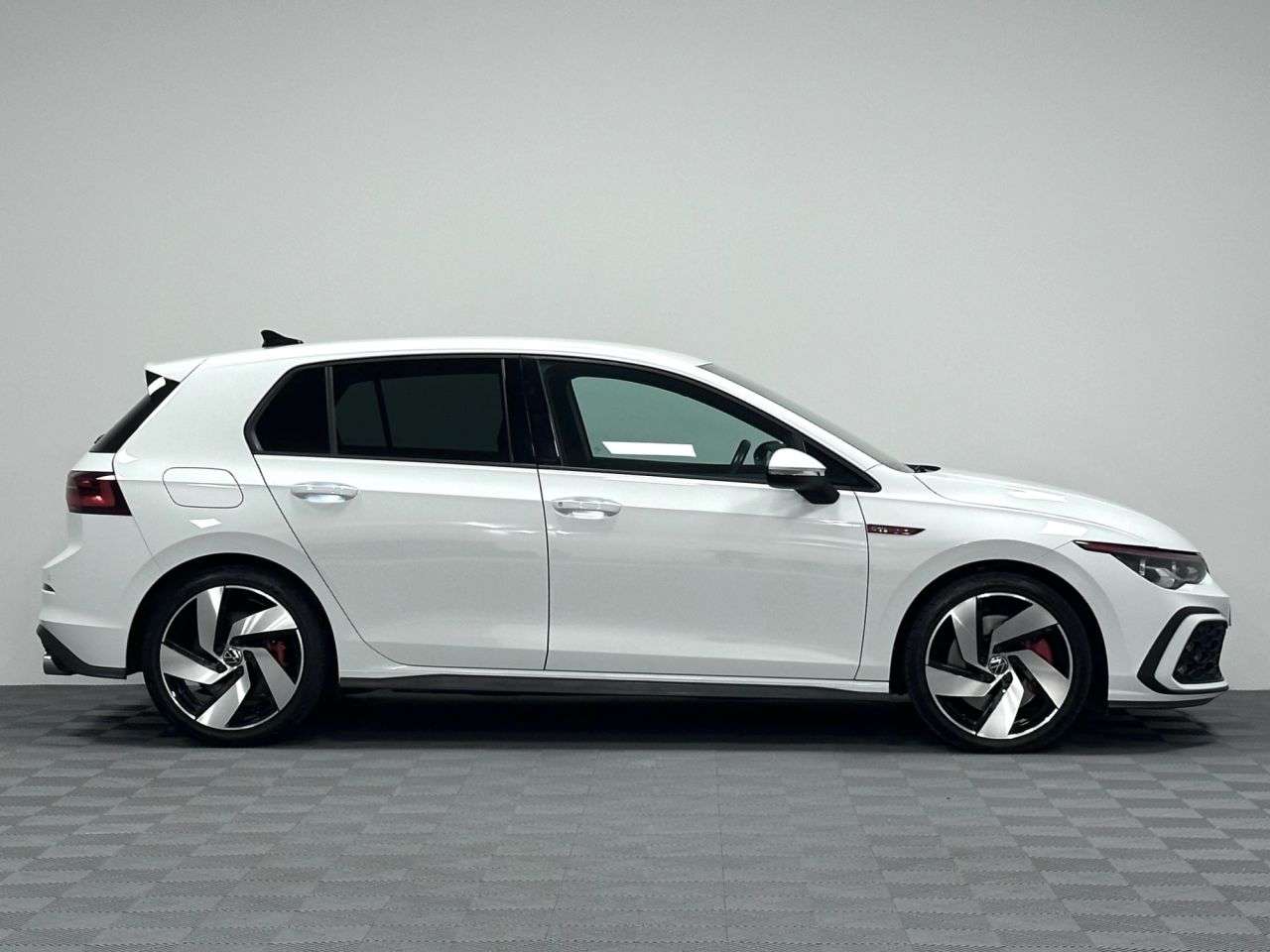 2024 VOLKSWAGEN GOLF 2024 VOLKSWAGEN GOLF