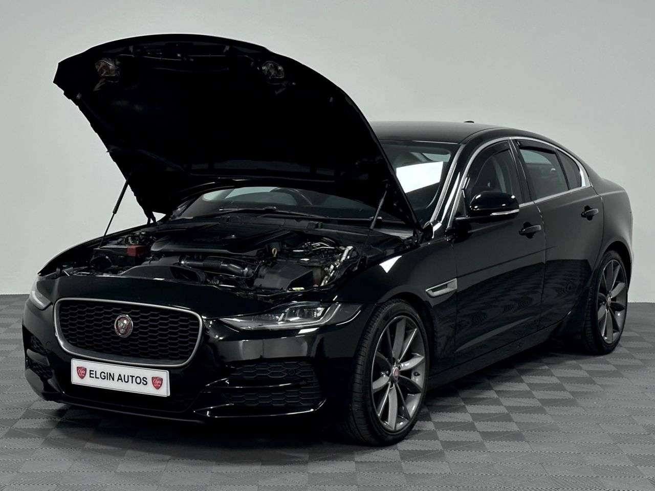 2020 JAGUAR XE 2020 JAGUAR XE