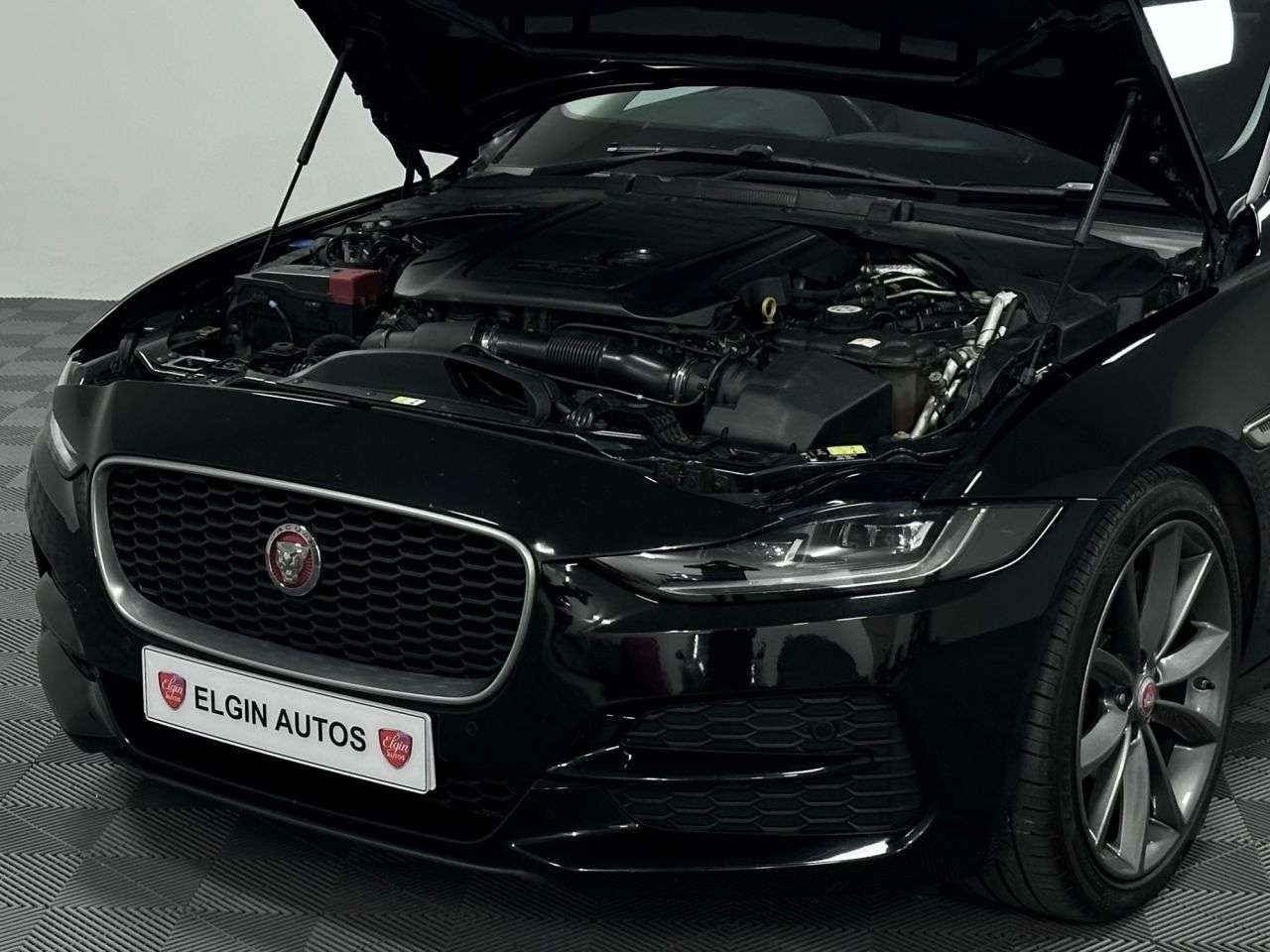 2020 JAGUAR XE 2020 JAGUAR XE