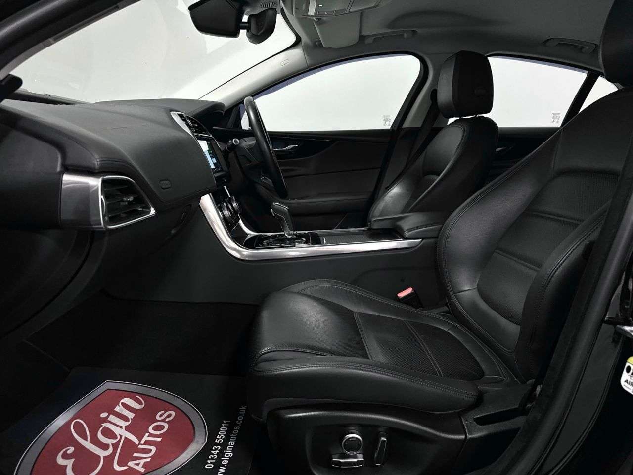 2020 JAGUAR XE 2020 JAGUAR XE