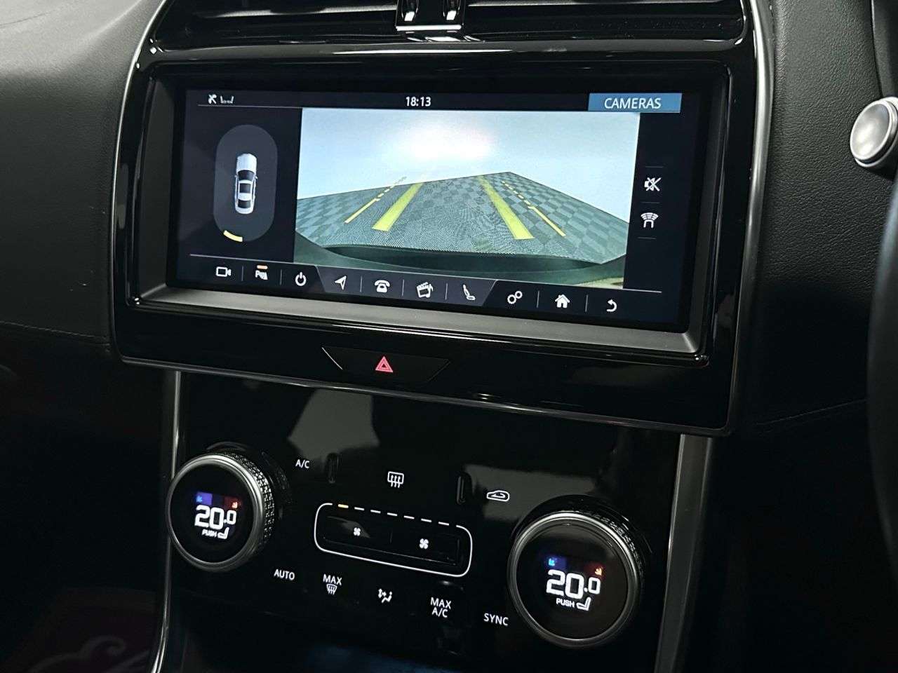 2020 JAGUAR XE 2020 JAGUAR XE