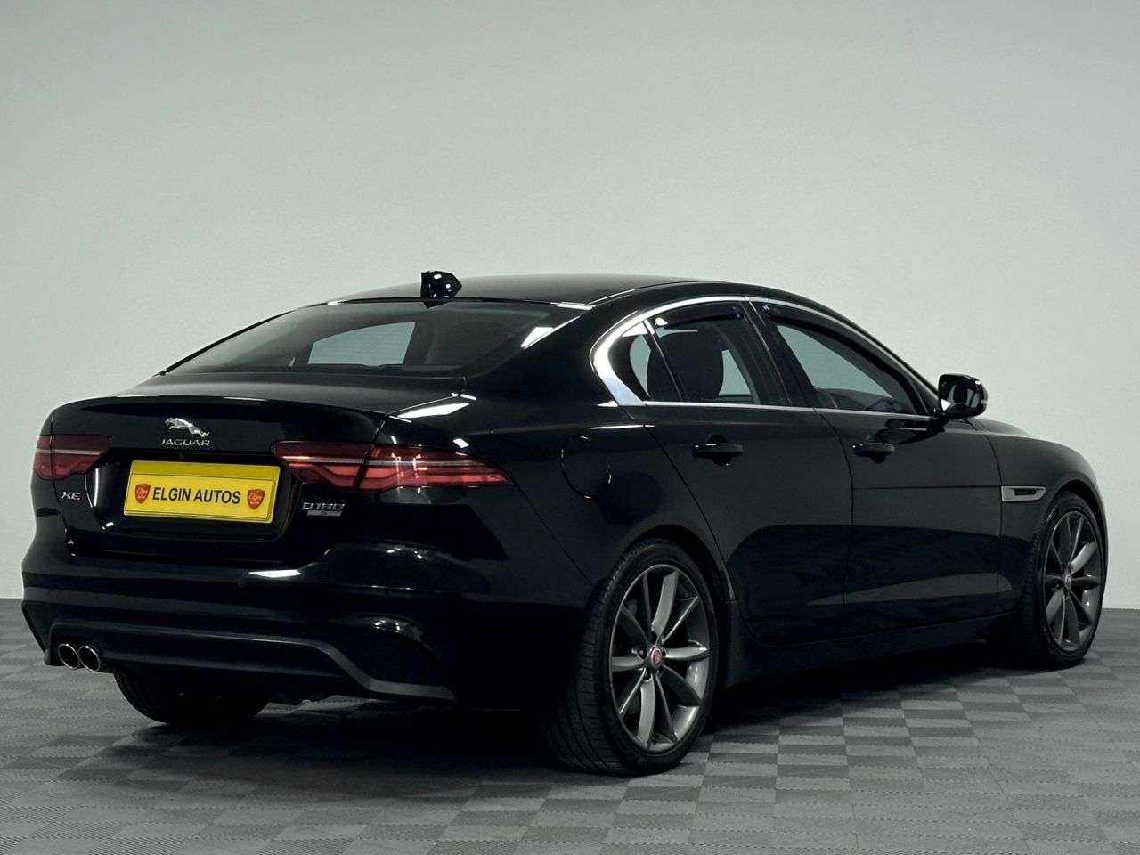 2020 JAGUAR XE 2020 JAGUAR XE
