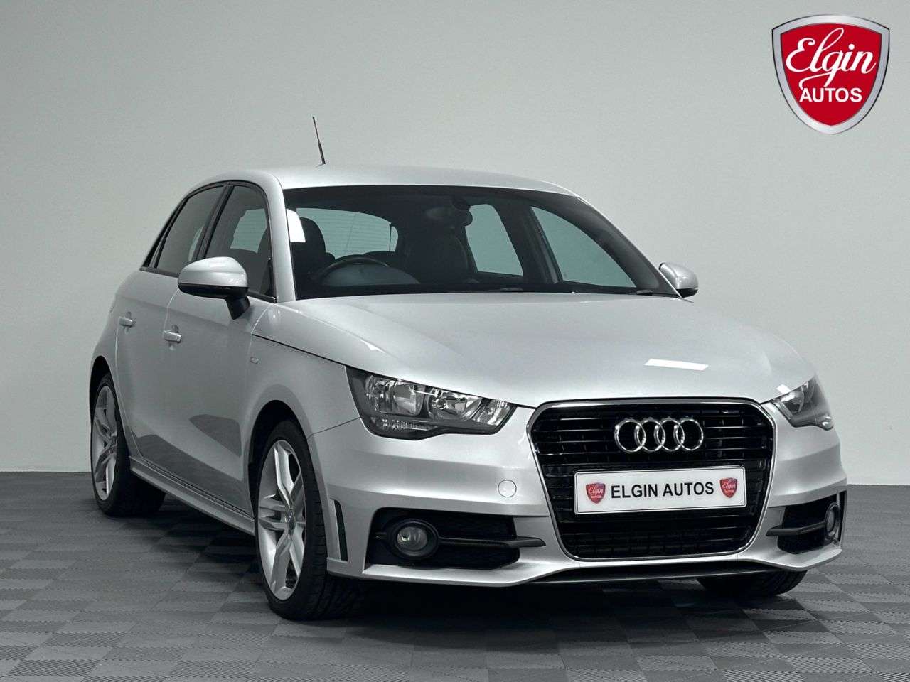 A 2013 AUDI A1 S Line Sportback 1.6 TDI ( 105 bhp ) A 2013 AUDI A1 S Line Sportback 1.6 TDI ( 105 bhp )