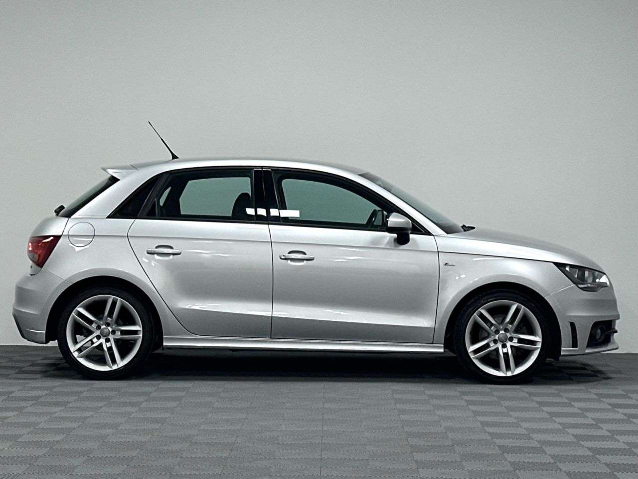 2013 AUDI A1 2013 AUDI A1