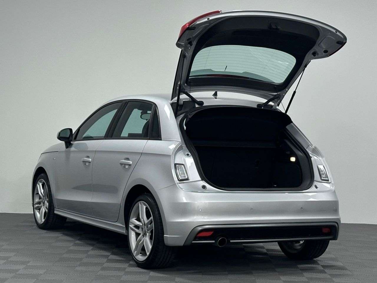 2013 AUDI A1 2013 AUDI A1