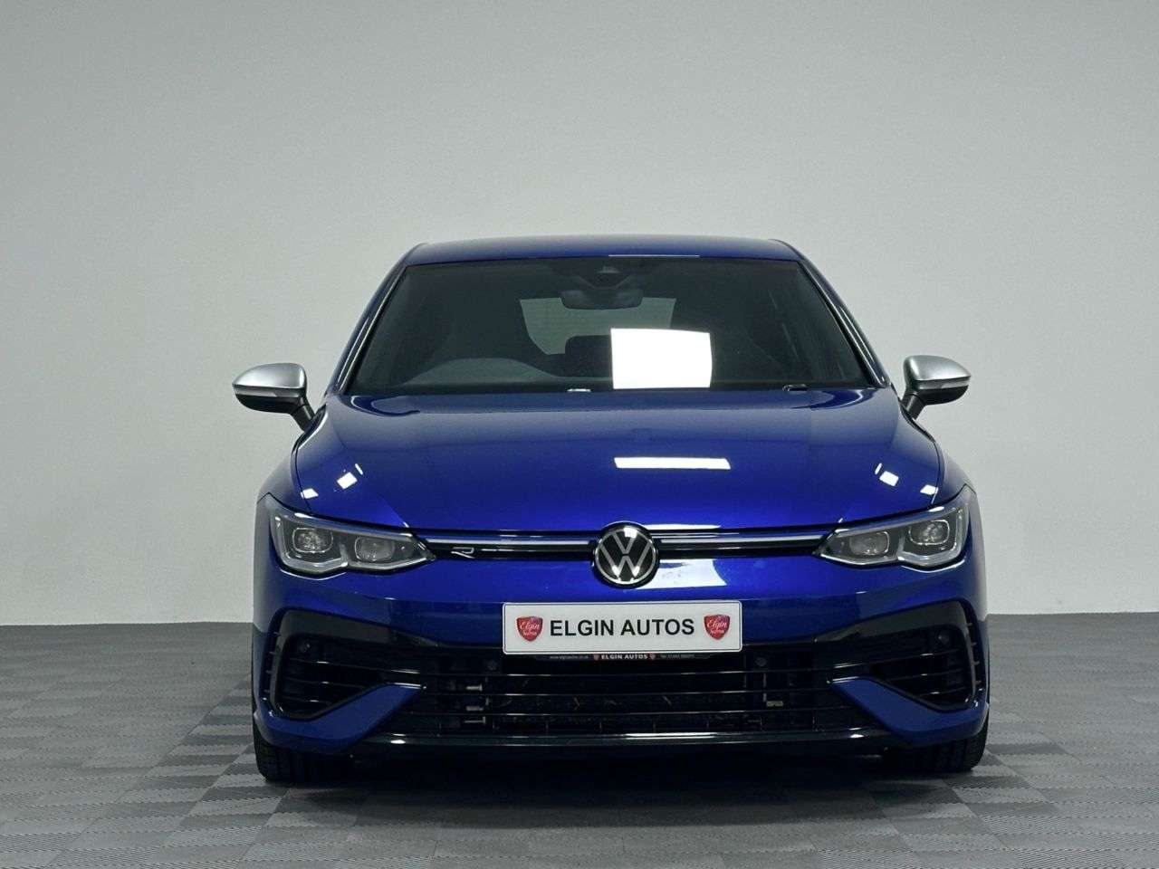 A 2023 VOLKSWAGEN GOLF R 4Motion 2.0 TSI DSG ( 320 bhp ) A 2023 VOLKSWAGEN GOLF R 4Motion 2.0 TSI DSG ( 320 bhp )