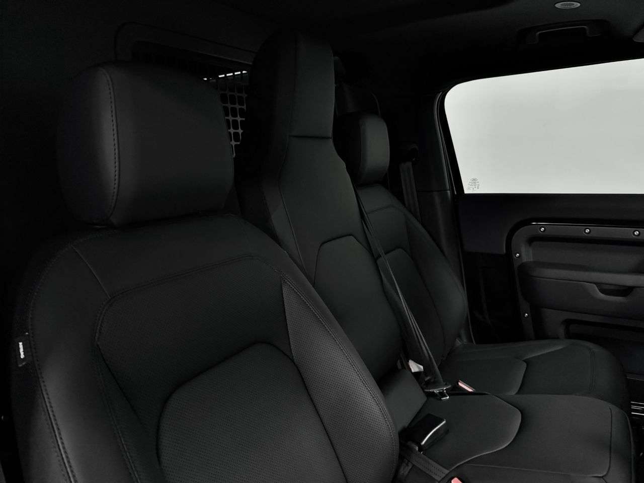2026 LAND ROVER DEFENDER 90 2026 LAND ROVER DEFENDER 90