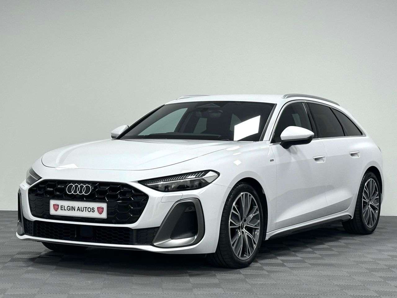 A 2025 AUDI A5 AVANT S Line 2.0 TFSI S Tronic ( 150 bhp ) A 2025 AUDI A5 AVANT S Line 2.0 TFSI S Tronic ( 150 bhp )