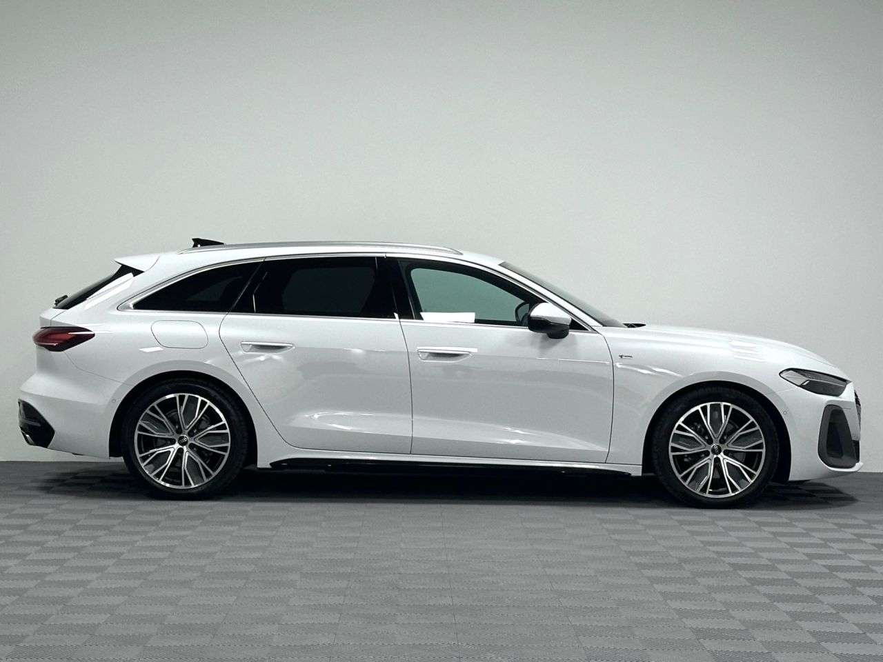 2025 AUDI A5 AVANT 2025 AUDI A5 AVANT