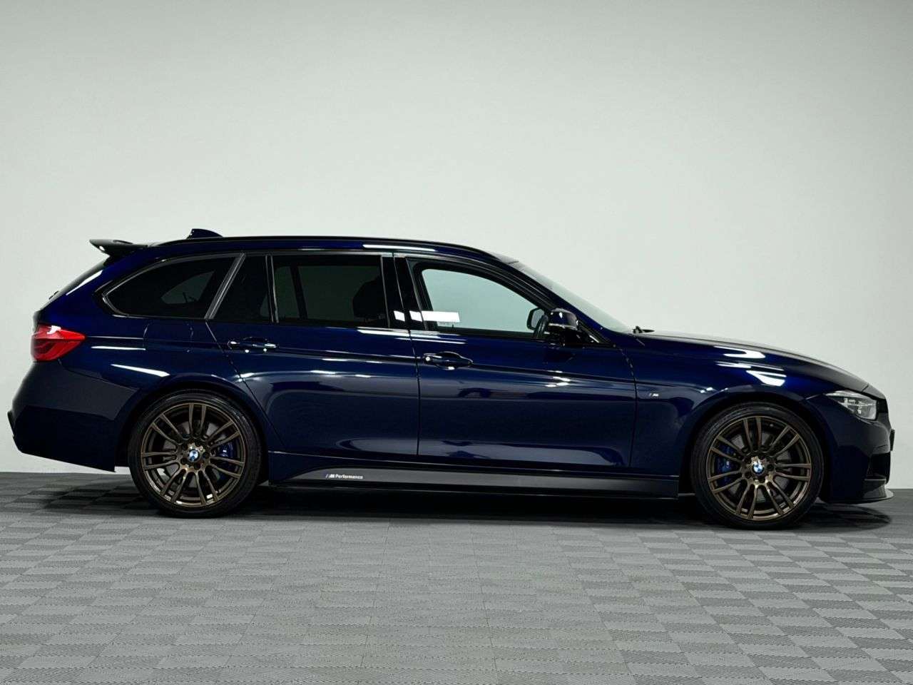 2017 BMW 3 SERIES 2017 BMW 3 SERIES