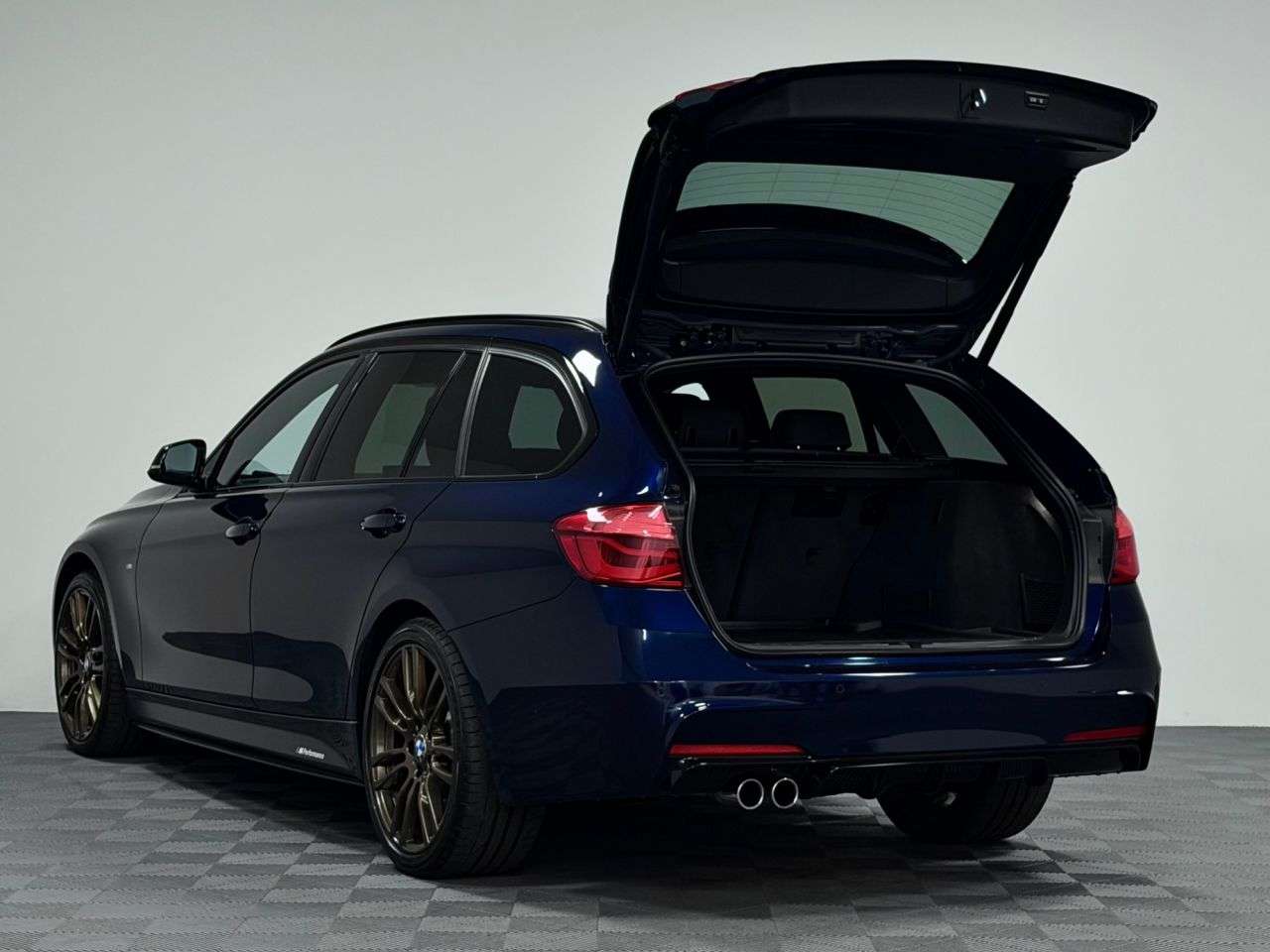 2017 BMW 3 SERIES 2017 BMW 3 SERIES