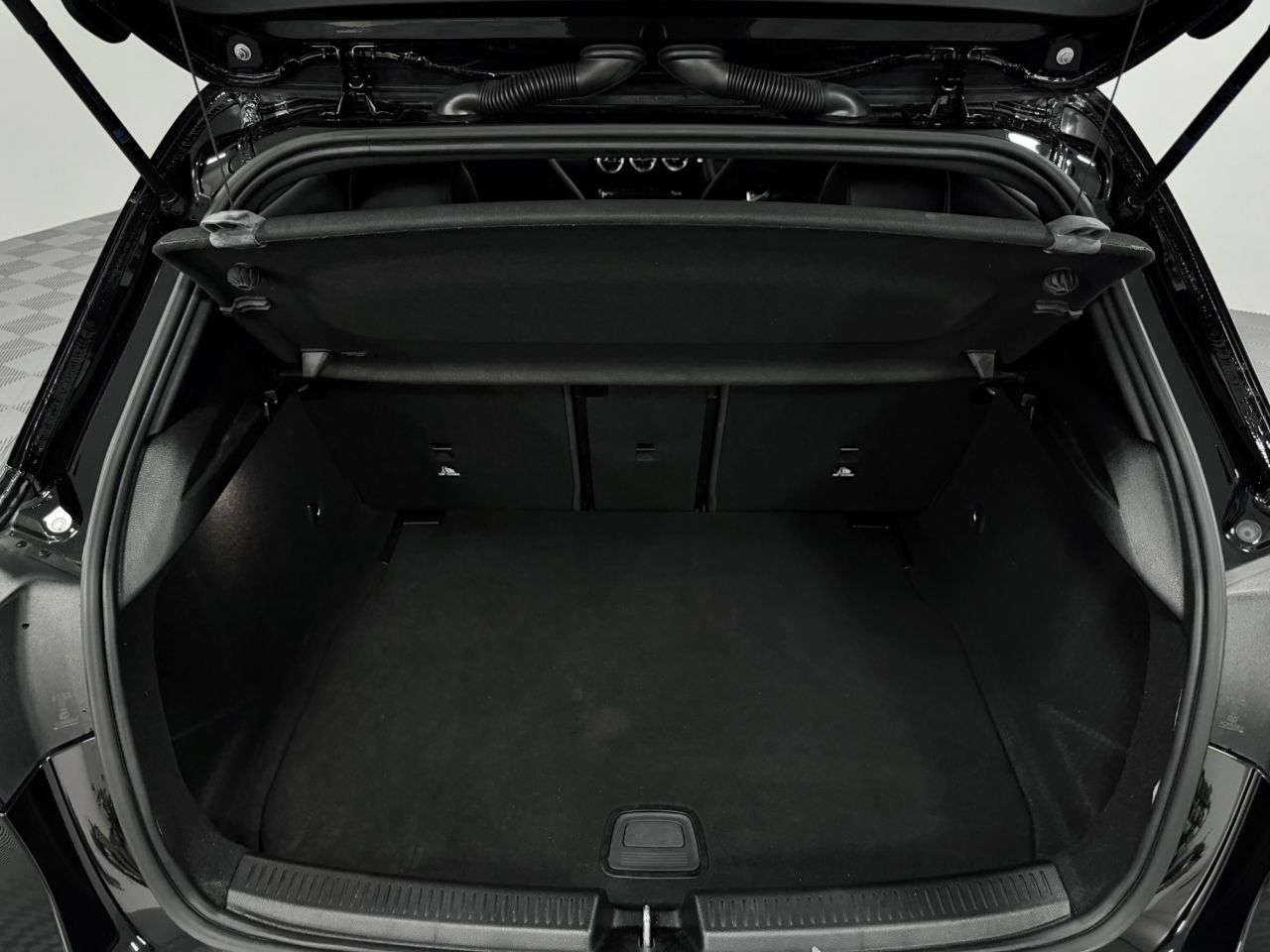2021 MERCEDES-BENZ A CLASS 2021 MERCEDES-BENZ A CLASS