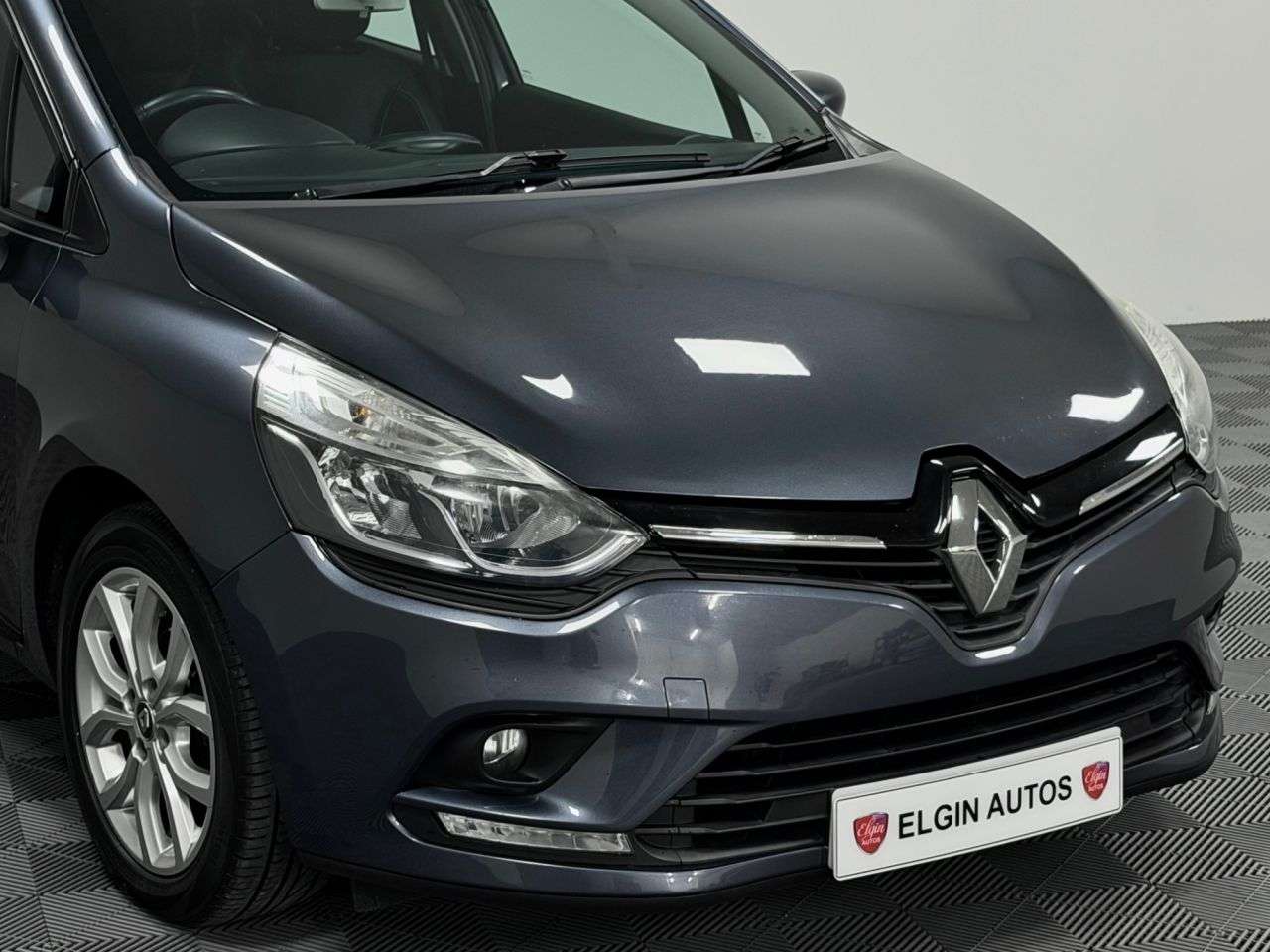 2017 RENAULT CLIO 2017 RENAULT CLIO