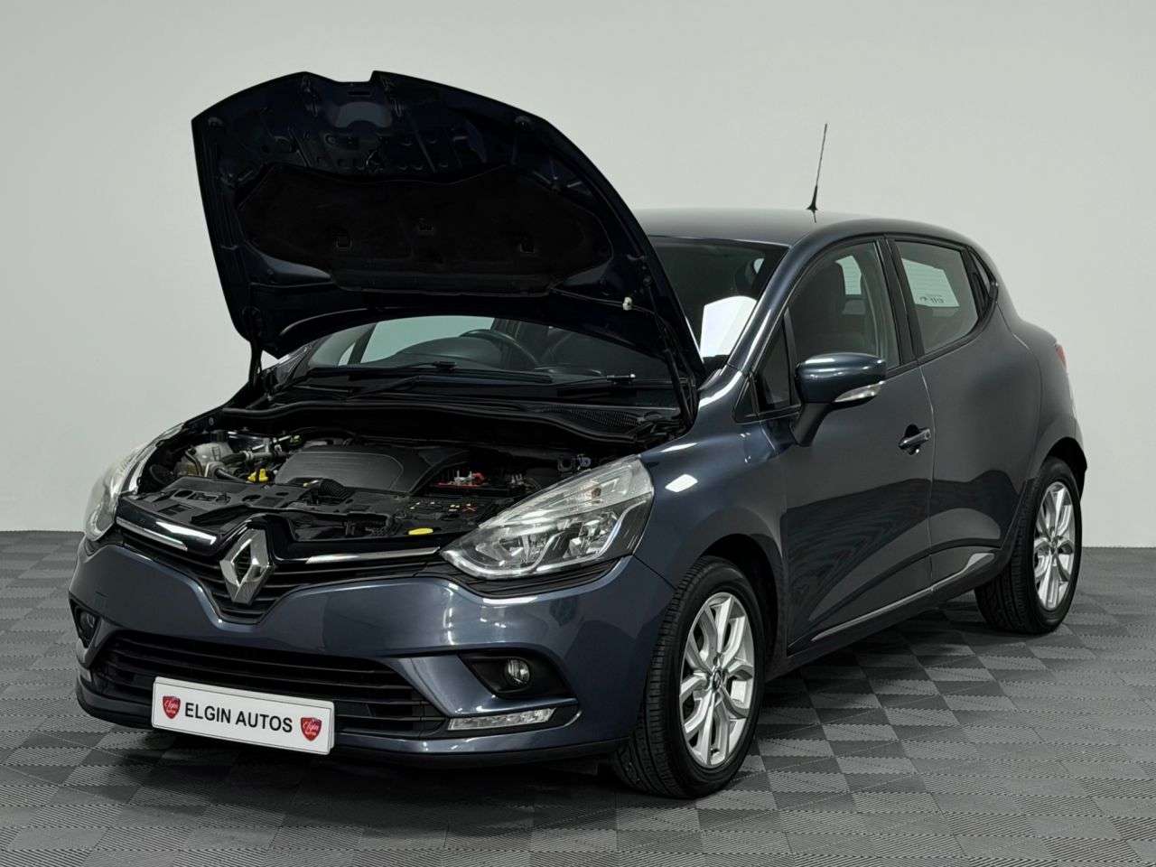 2017 RENAULT CLIO 2017 RENAULT CLIO