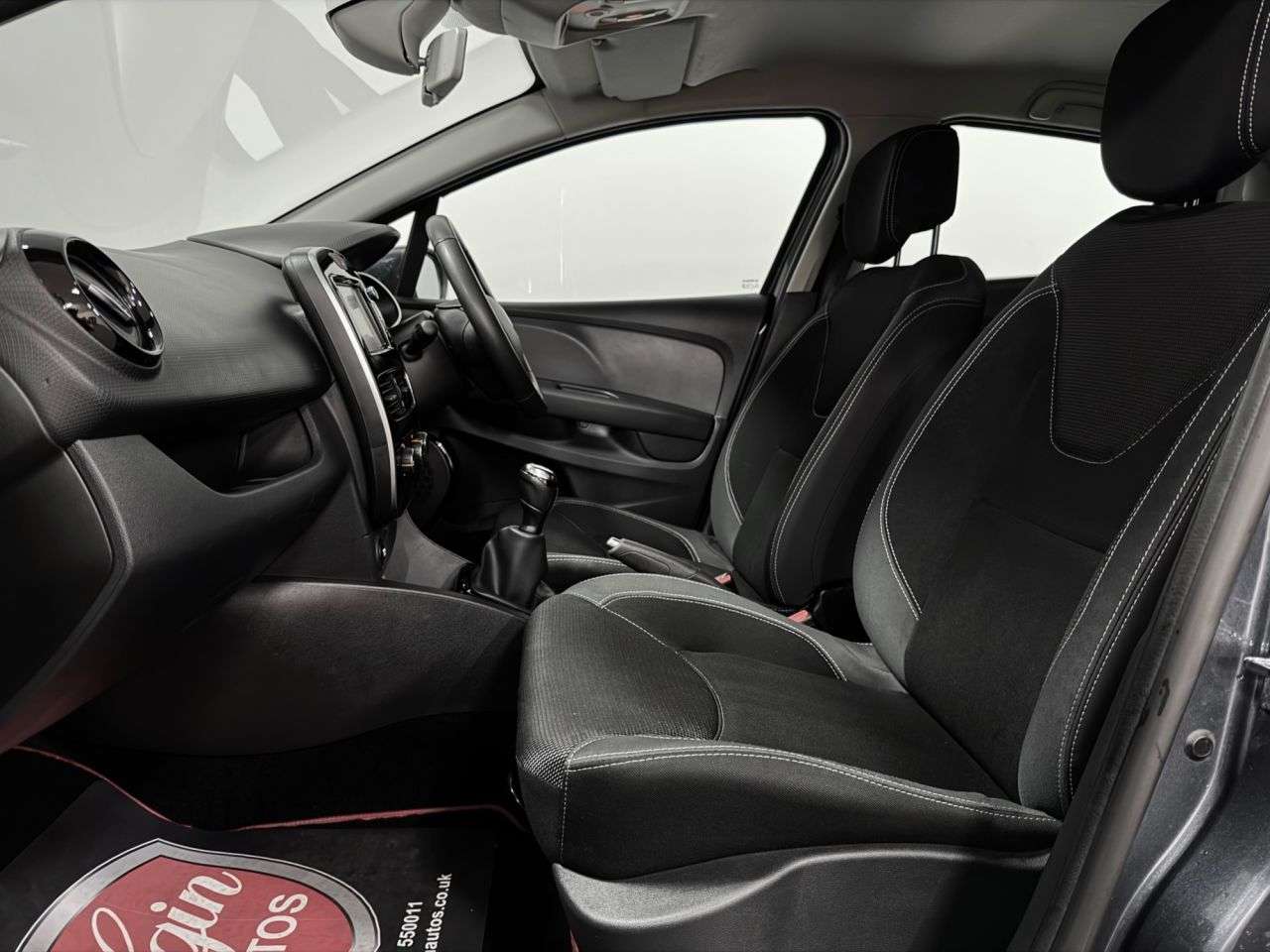 2017 RENAULT CLIO 2017 RENAULT CLIO