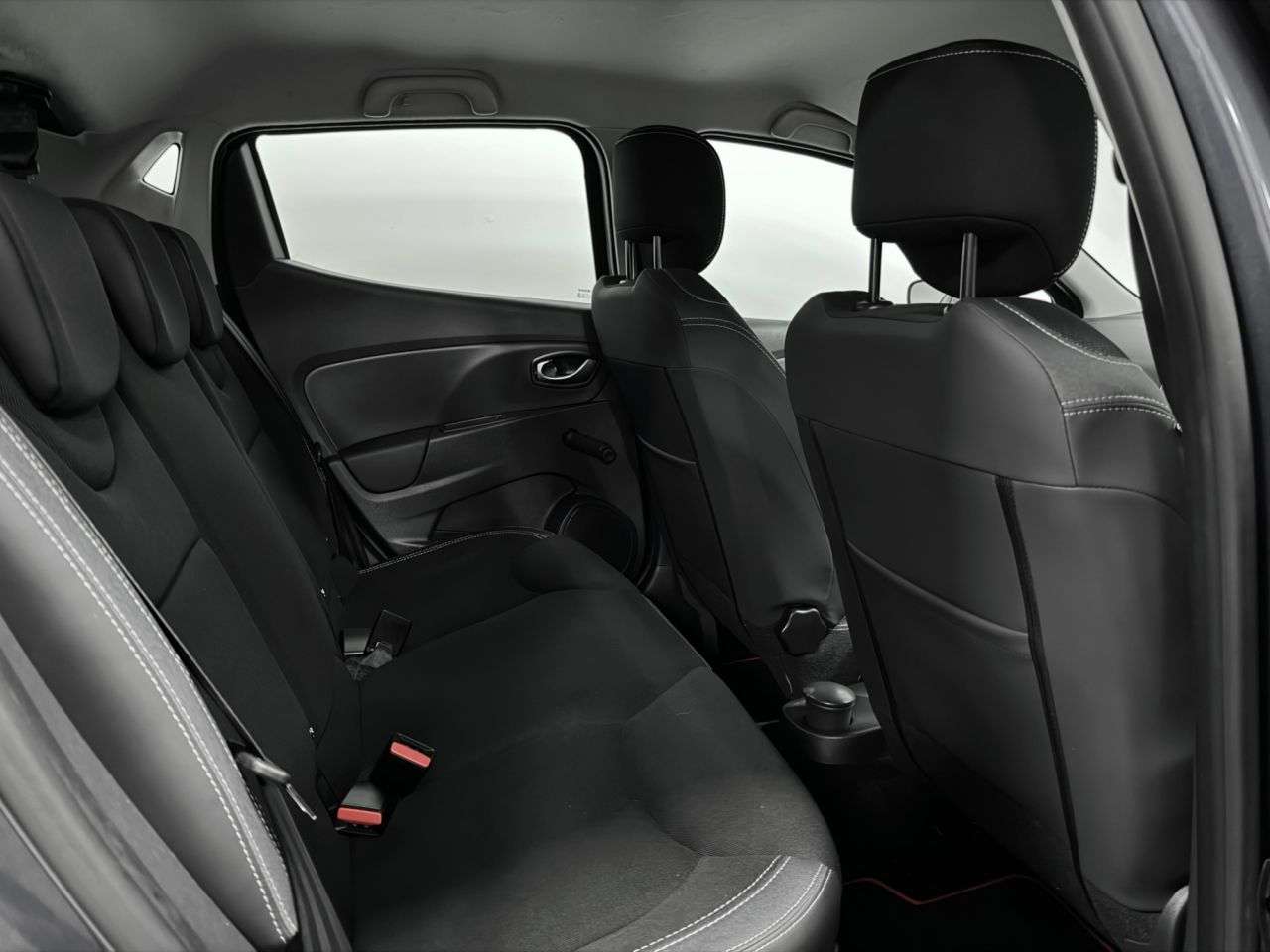 2017 RENAULT CLIO 2017 RENAULT CLIO