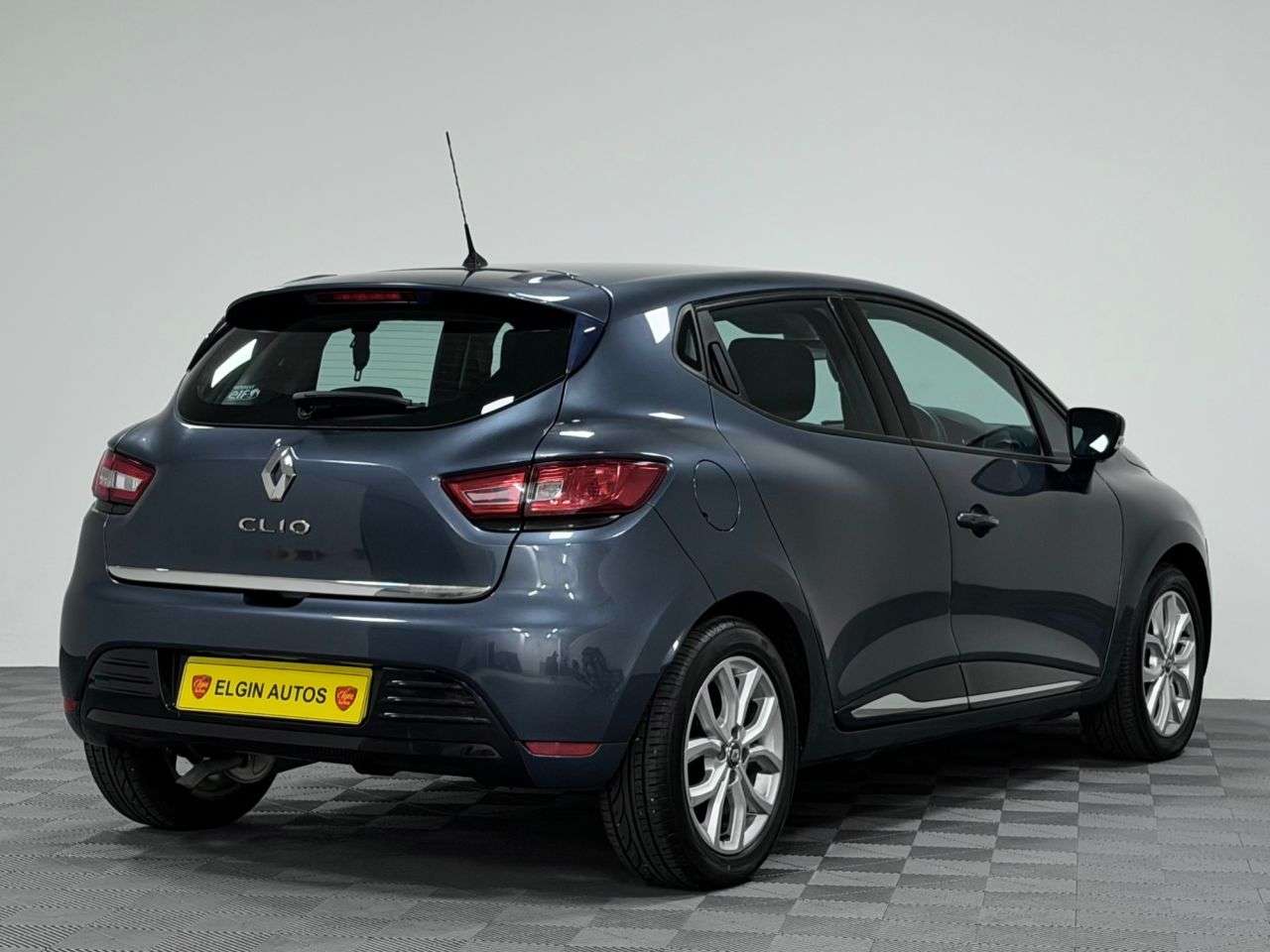 2017 RENAULT CLIO 2017 RENAULT CLIO