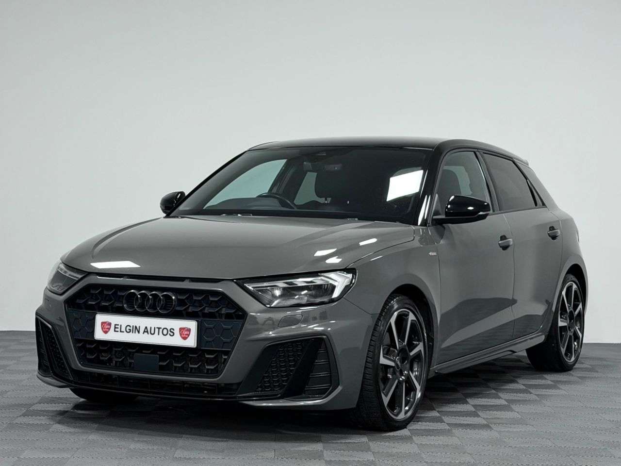 A 2022 AUDI A1 Black Edition Sportback 30 TFSI ( 110 bhp ) A 2022 AUDI A1 Black Edition Sportback 30 TFSI ( 110 bhp )