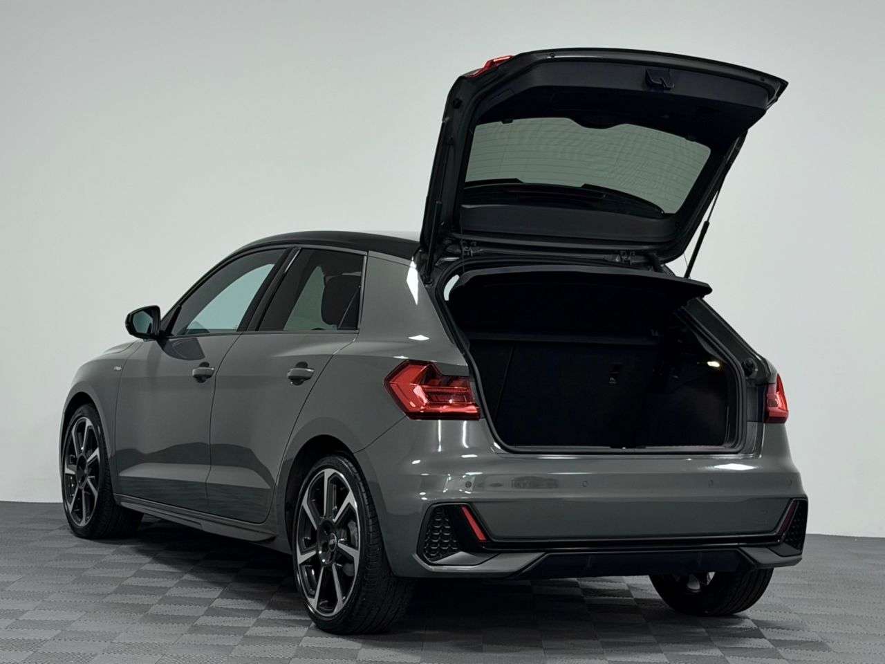 2022 AUDI A1 2022 AUDI A1