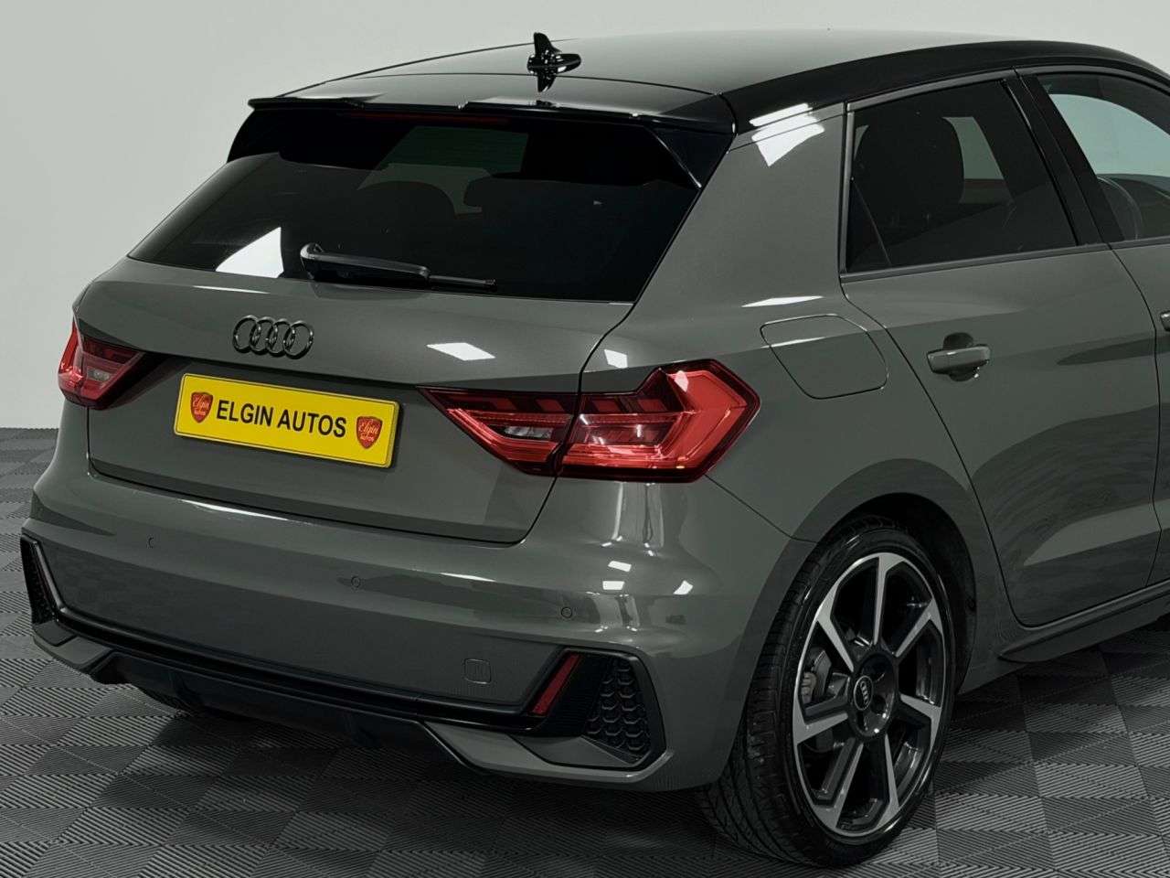 2022 AUDI A1 2022 AUDI A1