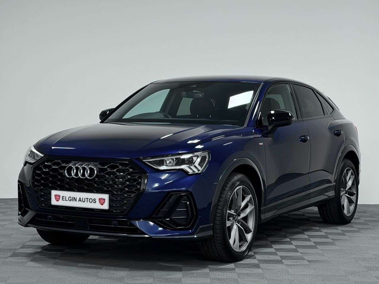 A 2023 AUDI Q3 Black Edition Sportback 35 TFSI S Tronic ( 150 bhp ) A 2023 AUDI Q3 Black Edition Sportback 35 TFSI S Tronic ( 150 bhp )