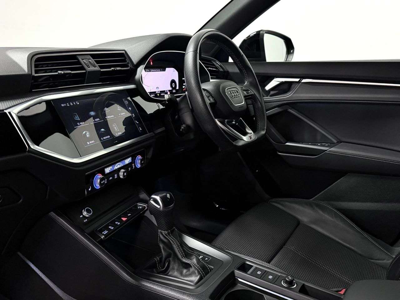 2023 AUDI Q3 2023 AUDI Q3
