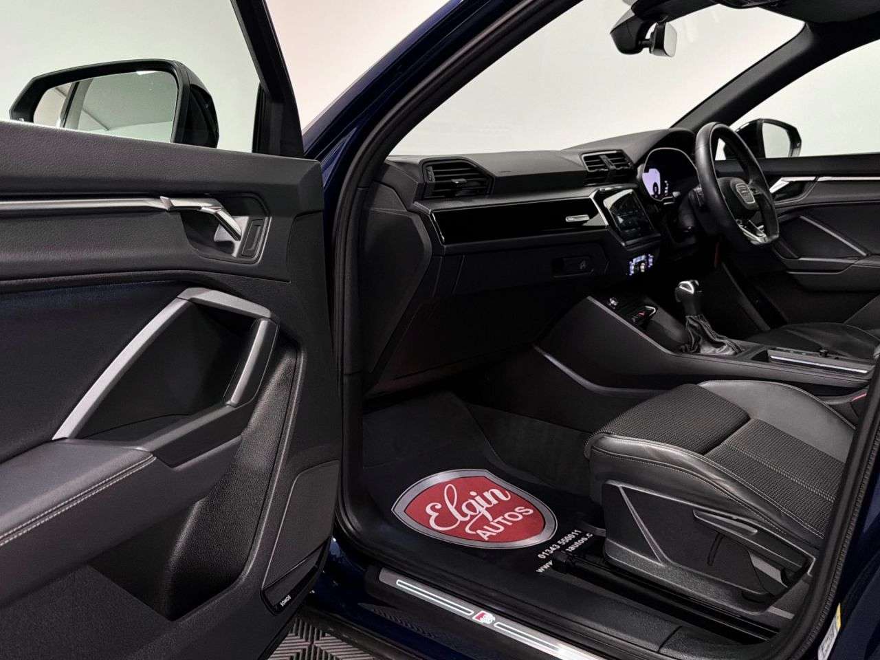2023 AUDI Q3 2023 AUDI Q3