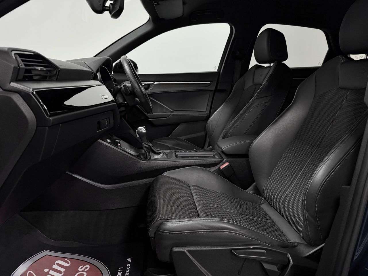 2023 AUDI Q3 2023 AUDI Q3