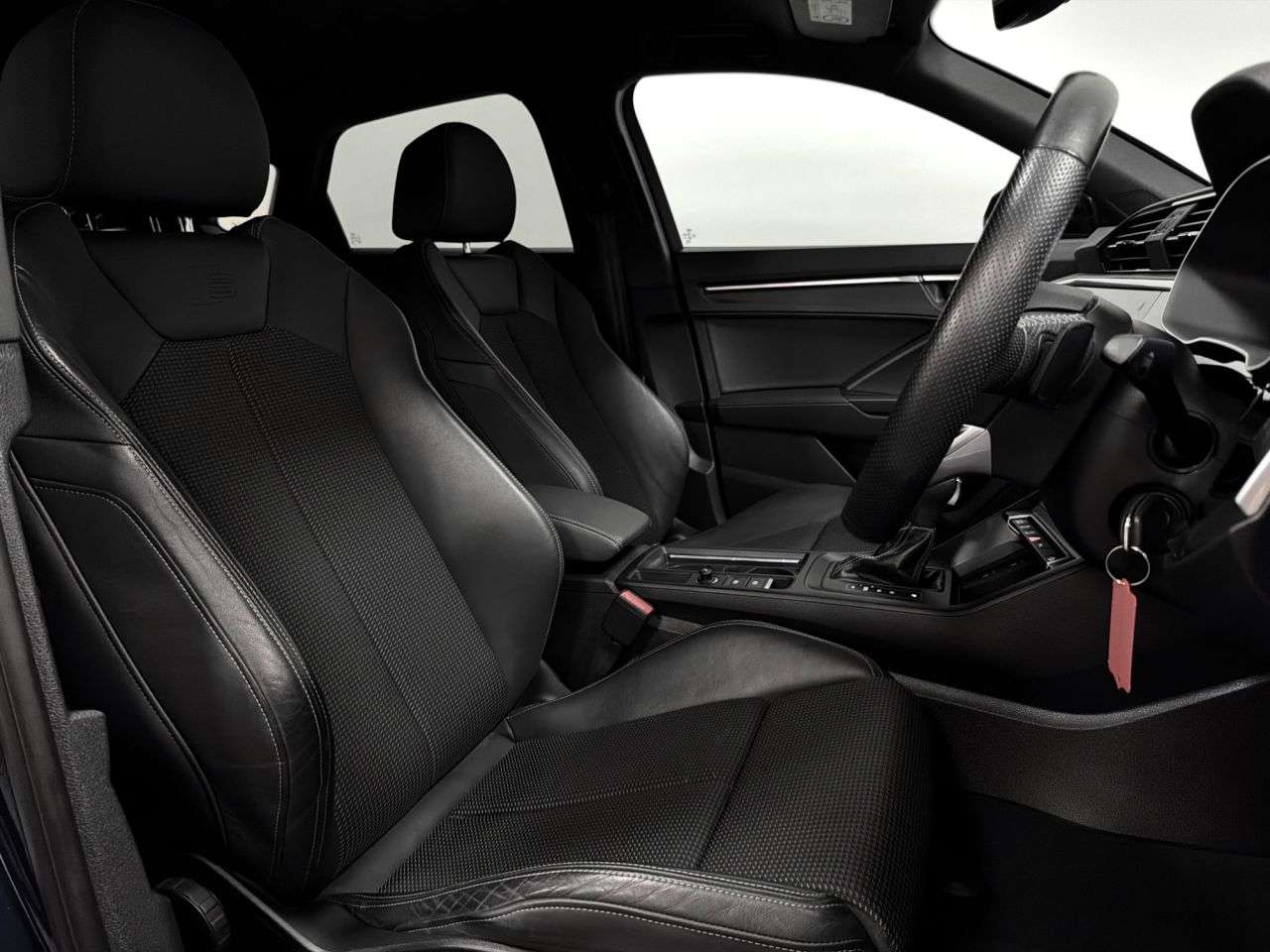 2023 AUDI Q3 2023 AUDI Q3