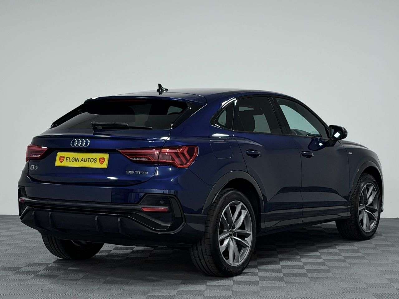 2023 AUDI Q3 2023 AUDI Q3