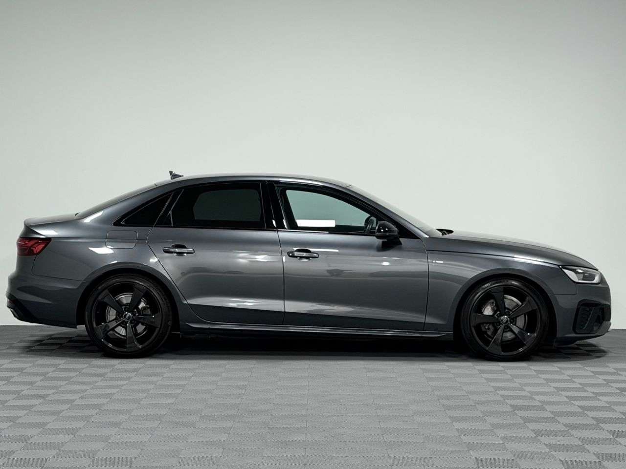 2020 AUDI A4 2020 AUDI A4