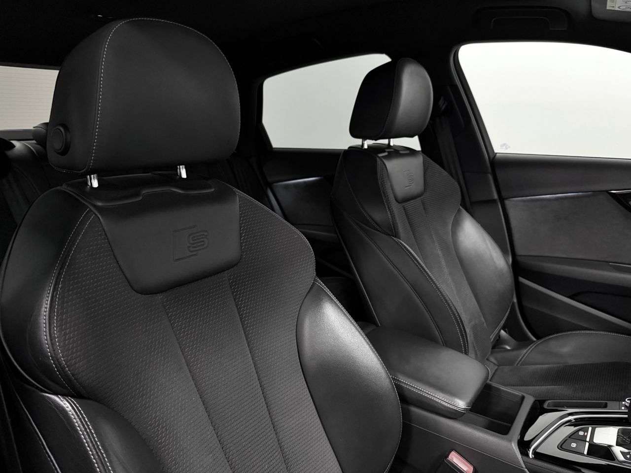 2020 AUDI A4 2020 AUDI A4