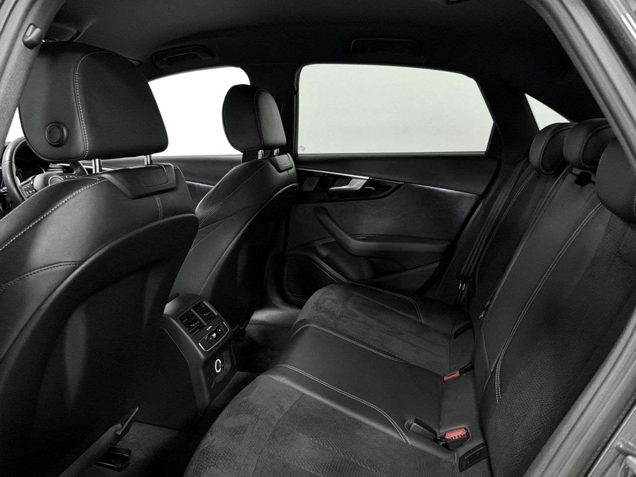 2020 AUDI A4 2020 AUDI A4