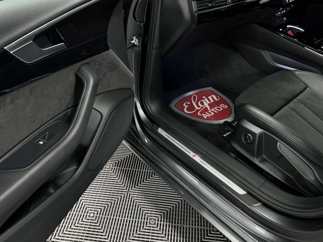 2020 AUDI A4 2020 AUDI A4