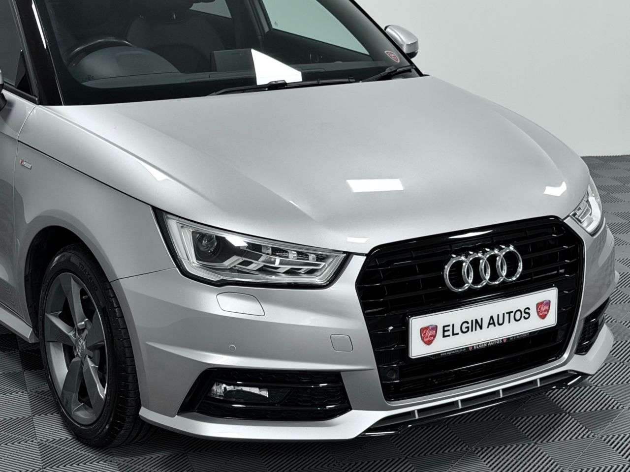 2017 AUDI A1 2017 AUDI A1
